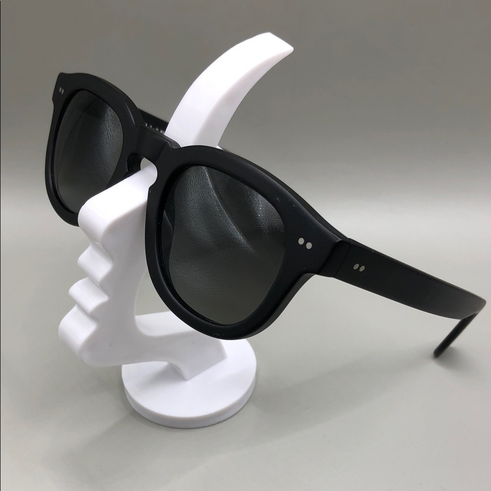Peter Millar Matte Black Polarized Sunglasses Classic Style Unisex 48-23-150